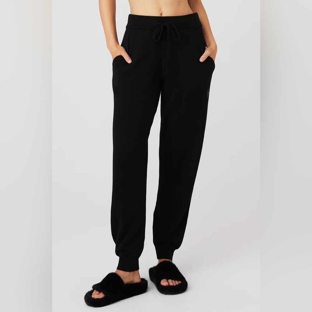 Alo Black High-Waist Cashmere Jet Set Pants